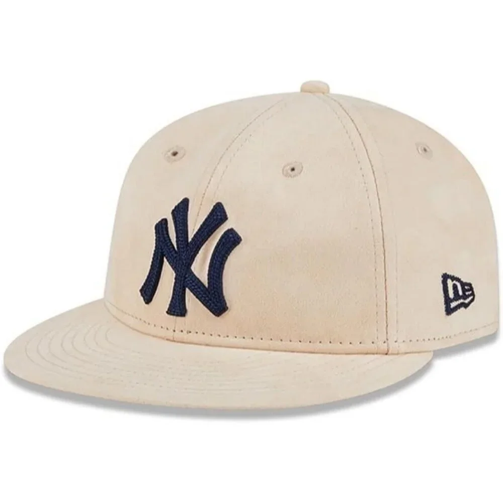 New Era New York Yankees Retro Crown 9FIFTY Snapback Hat Cap Stone Suede - OSFM - Picture 2 of 6